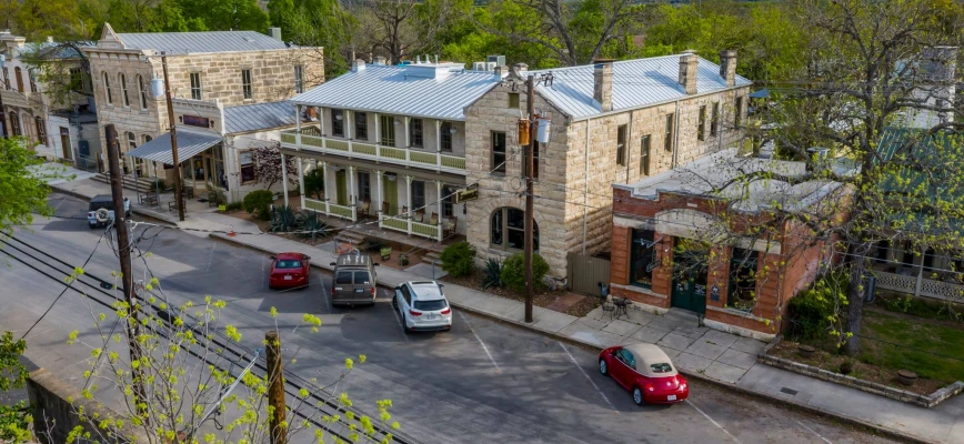 Exploring the Hidden Gems of Small Towns Near Austin, Texas