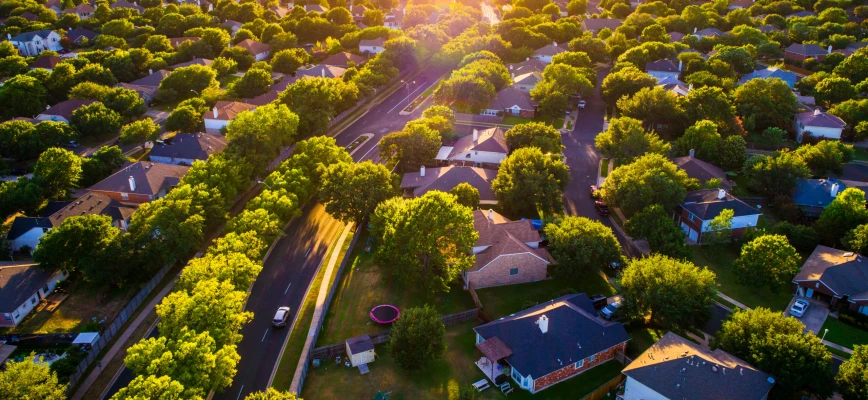 Comparing Leander vs Round Rock for Austin Suburb Living in 2023